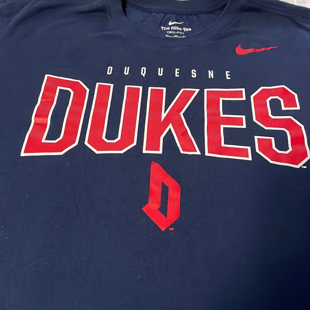 Mens XXL Duquesne t-shirt